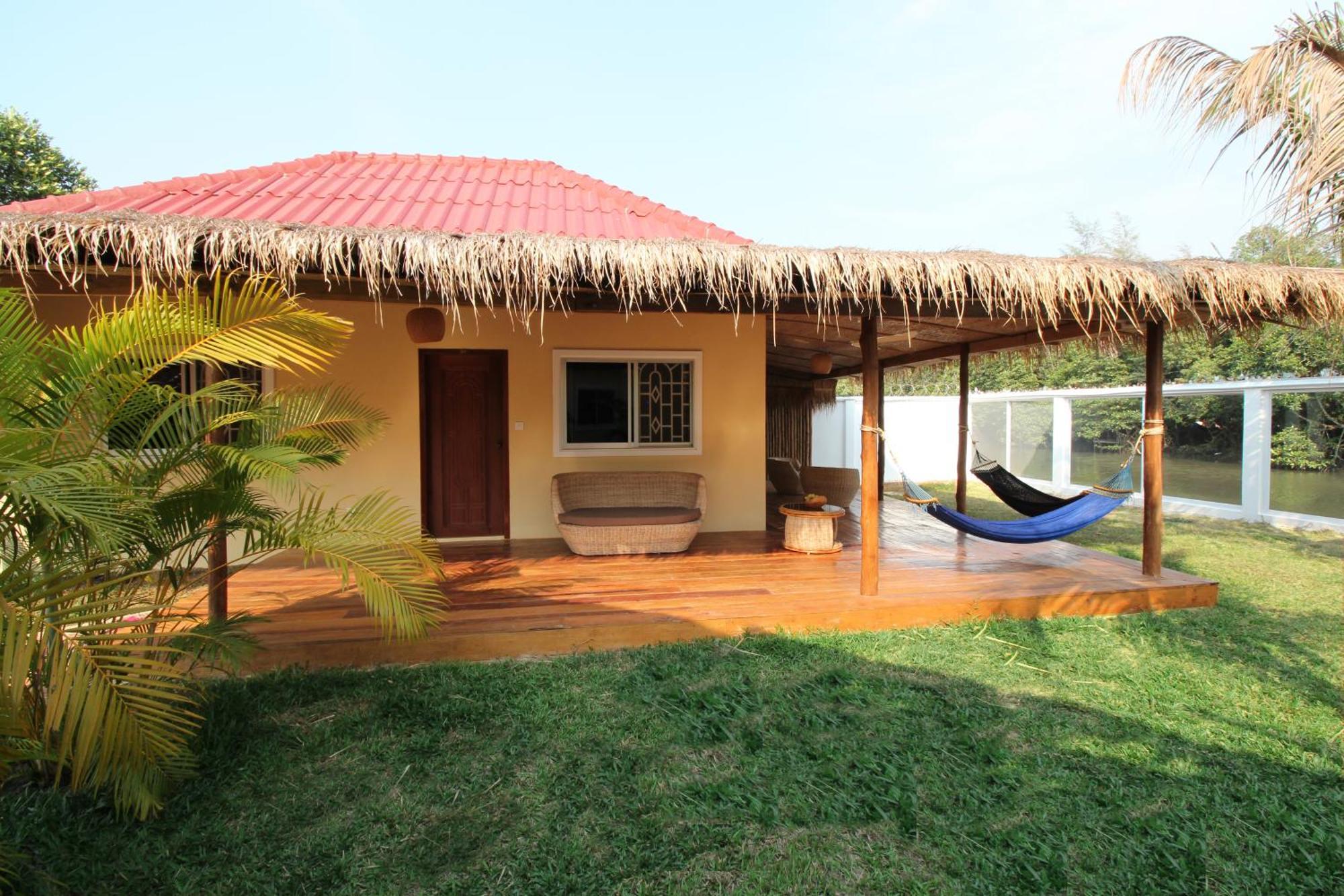 Guest house Sunset Lounge 3*