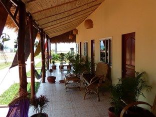 Sunset Lounge 3*
